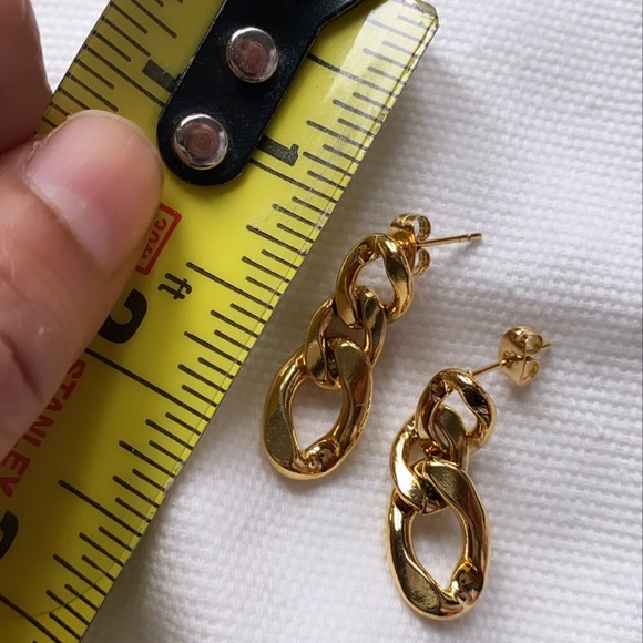 Ratings - Picture 2 of 2